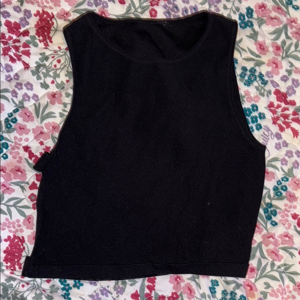 Black Sleeveless Women's Top Back Cutout